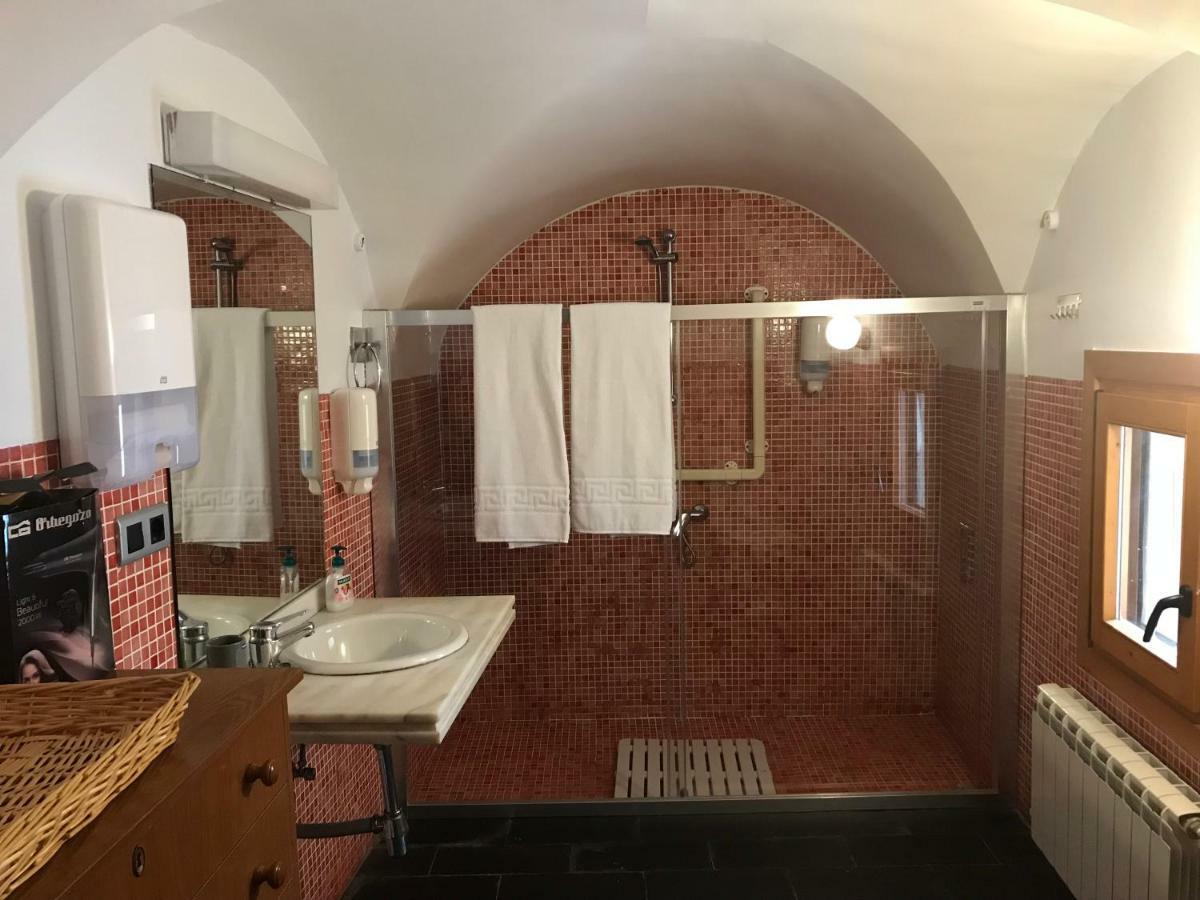 Triple Room Private Bathroom