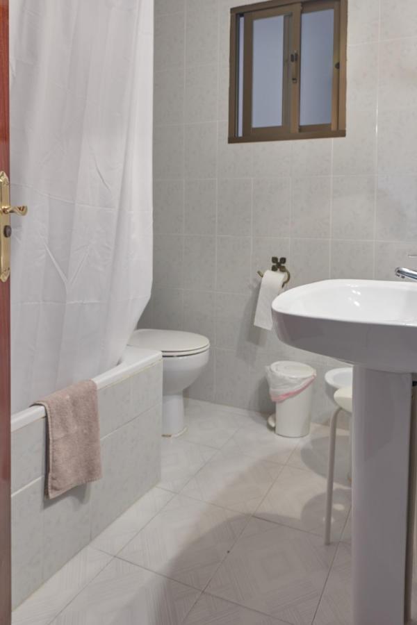 Habitación Individual Estándar con baño compartido