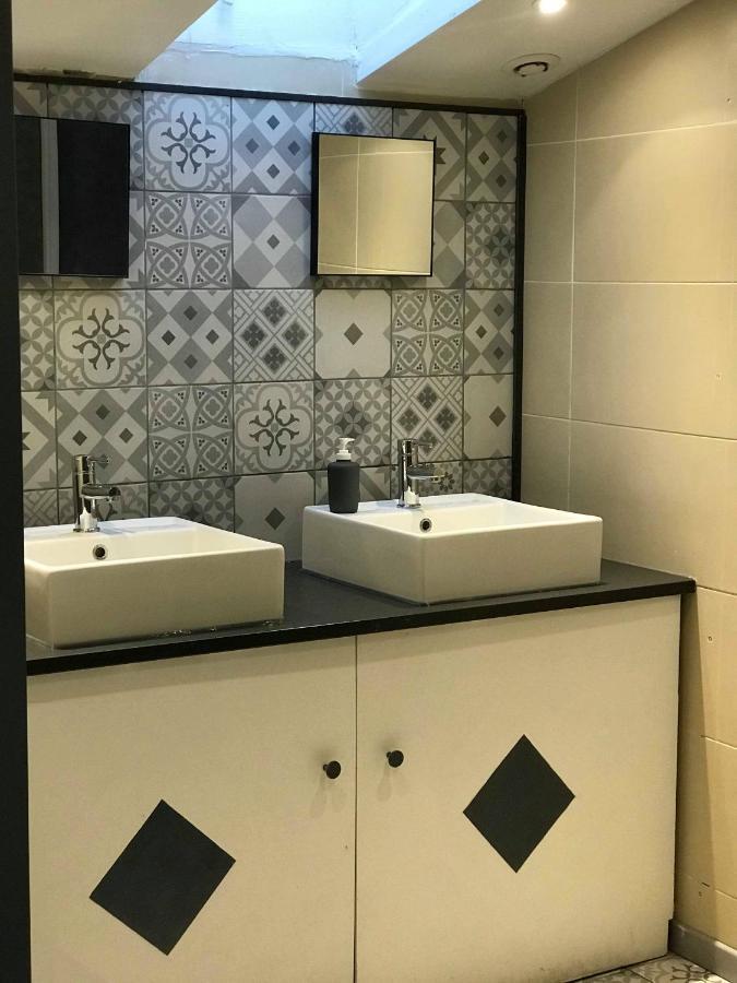 Bed in 10-Bed Mixed Dormitory Room,926442061:JPEG