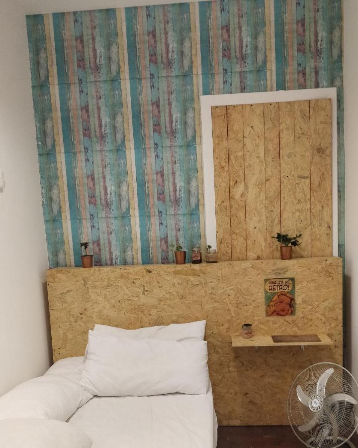 Habitación Individual con baño compartido