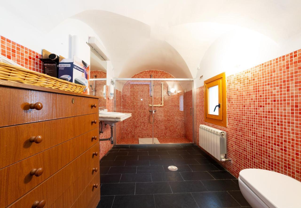 Triple Room Private Bathroom