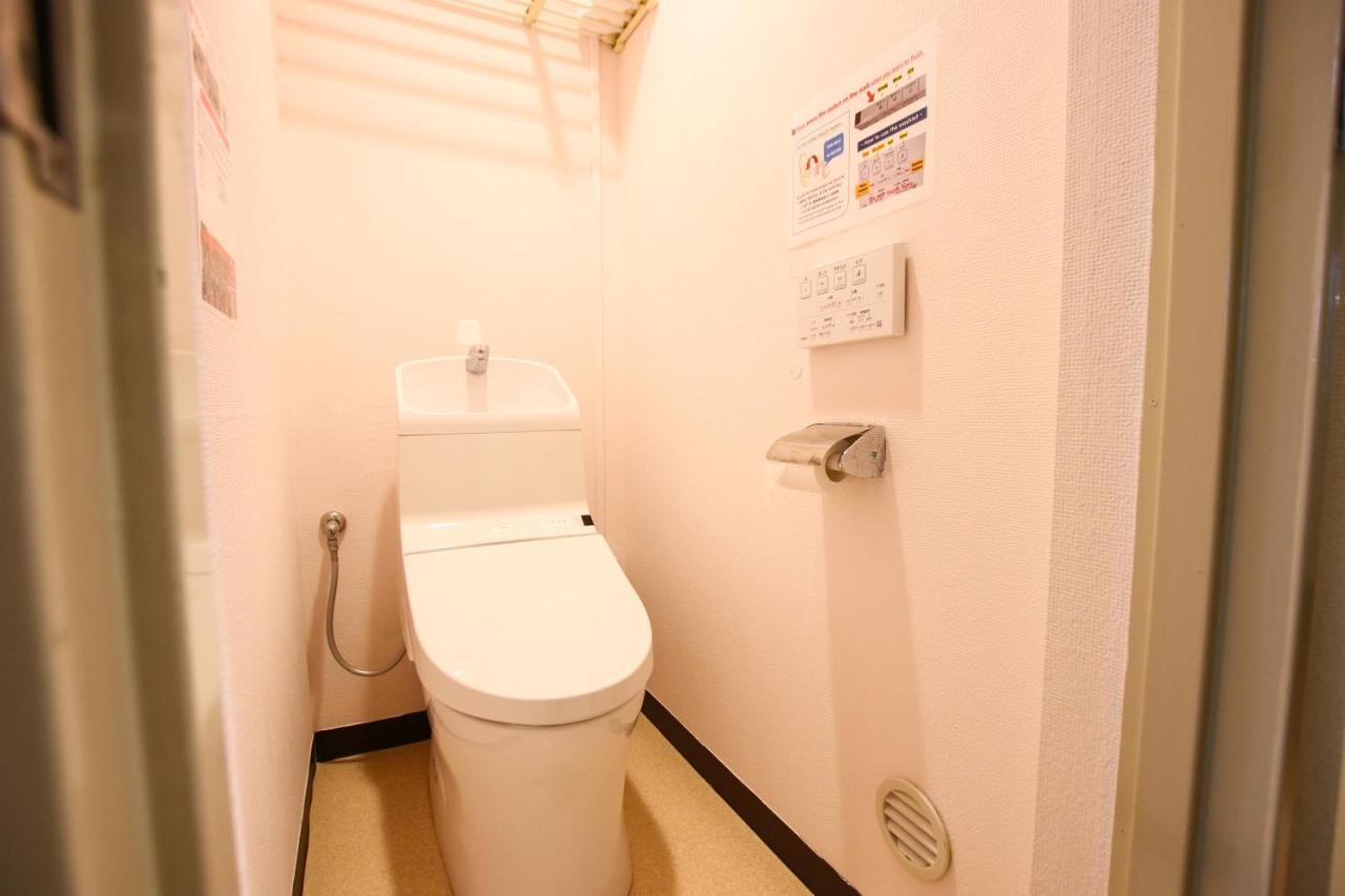 Habitación Familiar con baño compartido