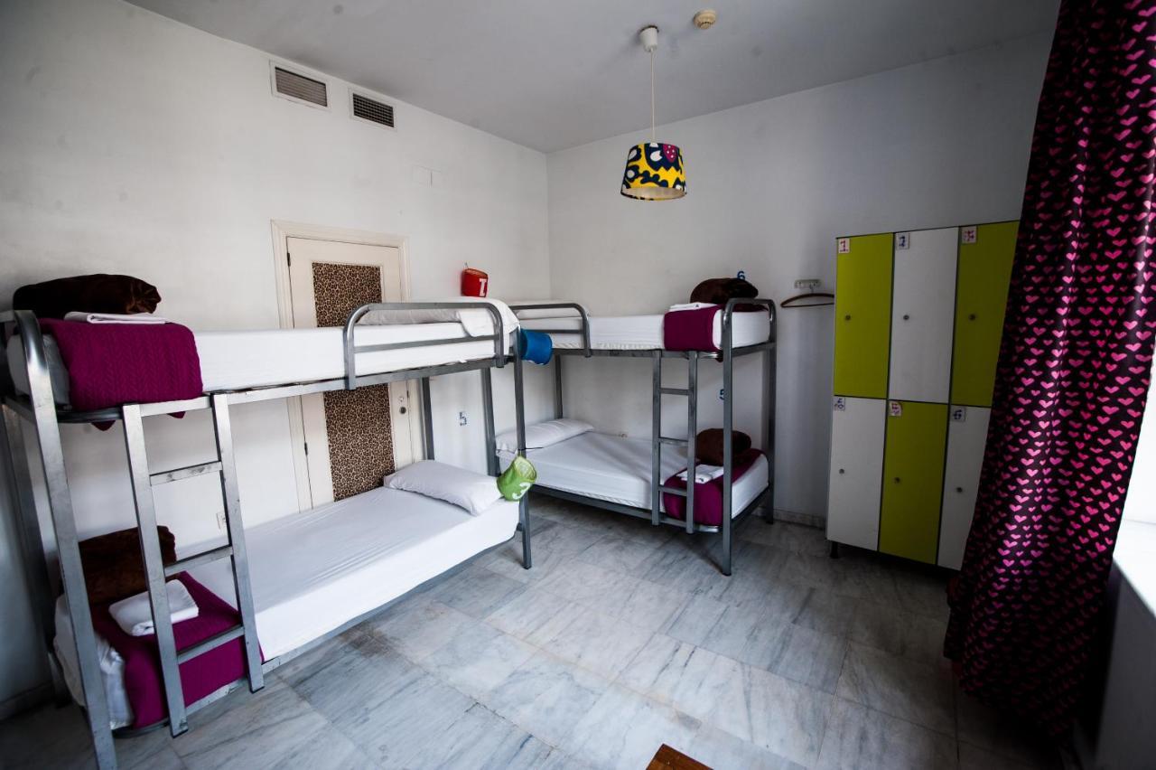 Bed 6-Bed Mixed Dormitory