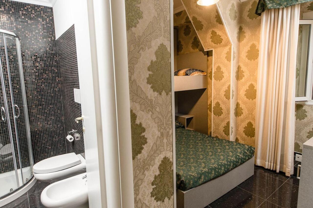 Habitación Triple con baño privado