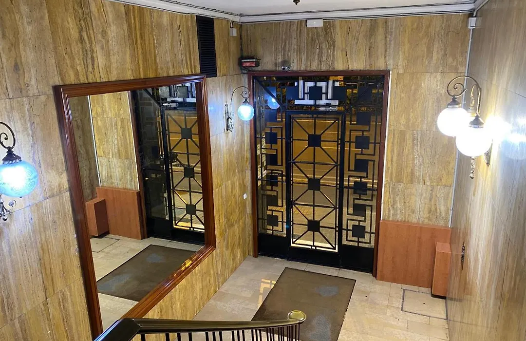 Hostal Granvia 628-1
