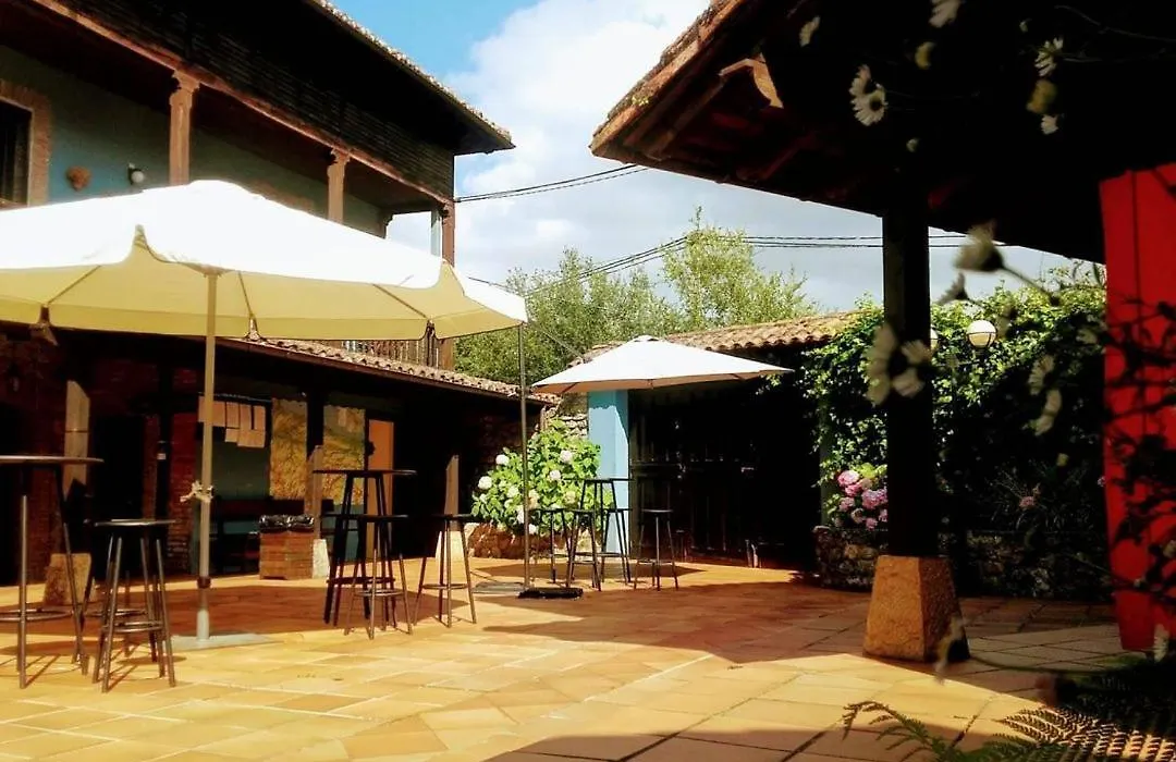 Albergue La Posada Cangas de Onis-1