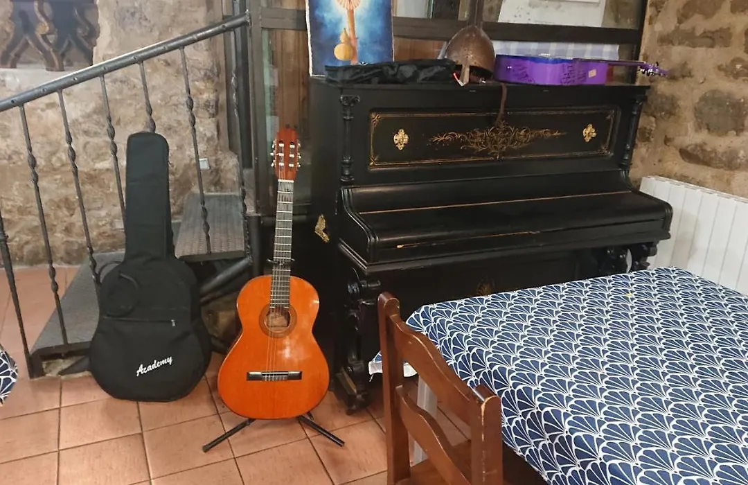 Hostal Rural La Pata de Oca-1