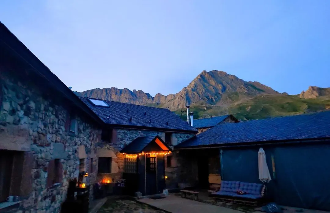 Albergue El Rebezo-1