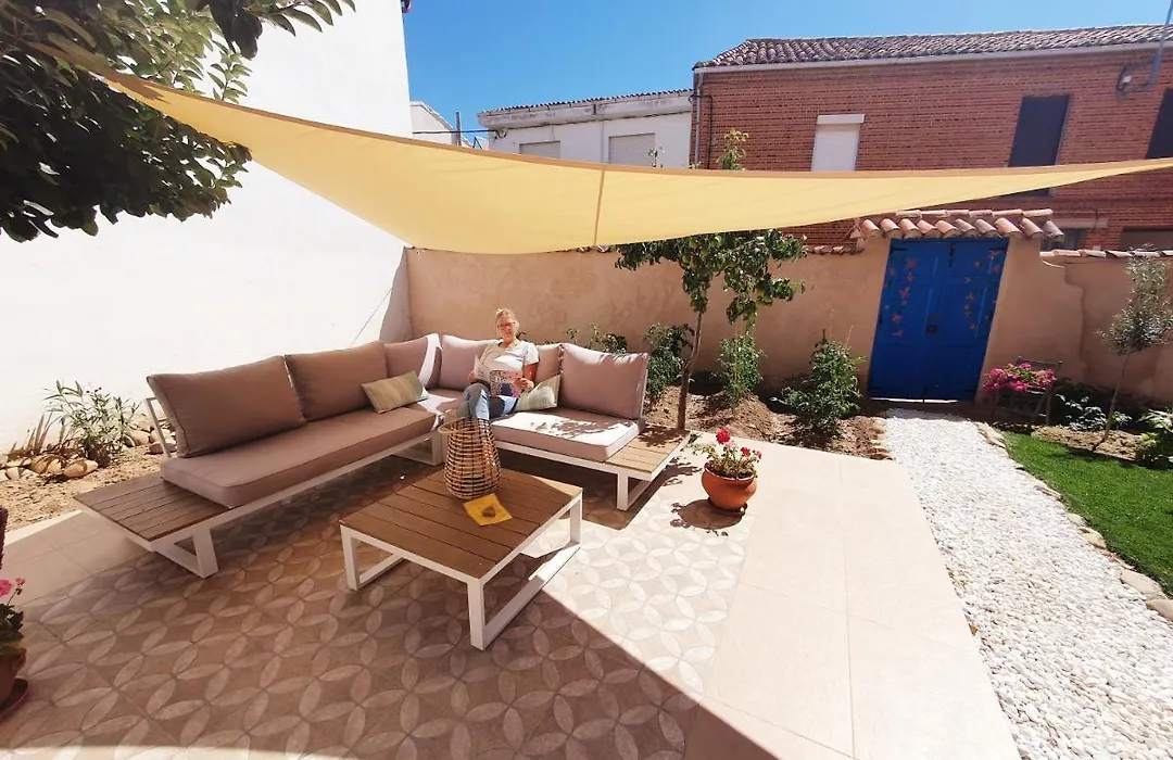 Albergue Villares de Orbigo, Albergue de Peregrinos-1