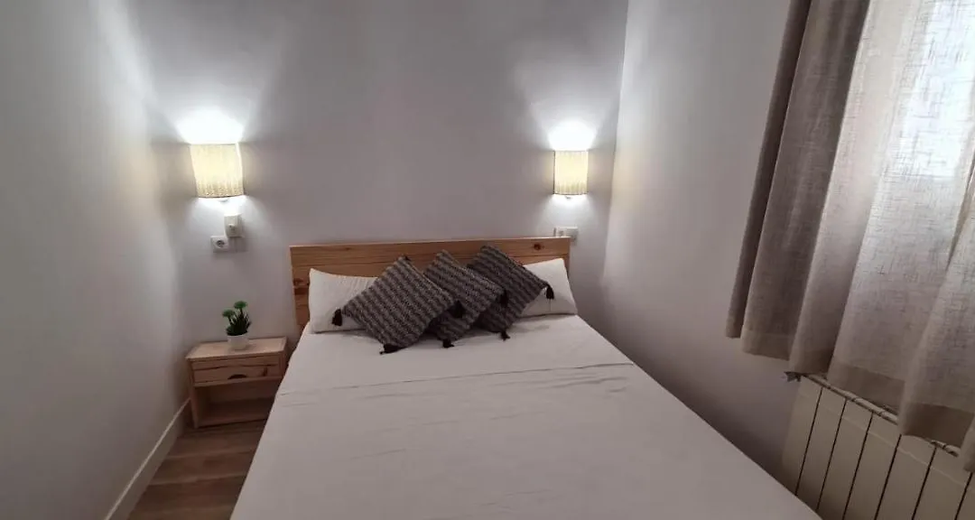 Hostal Andrea Sol-1