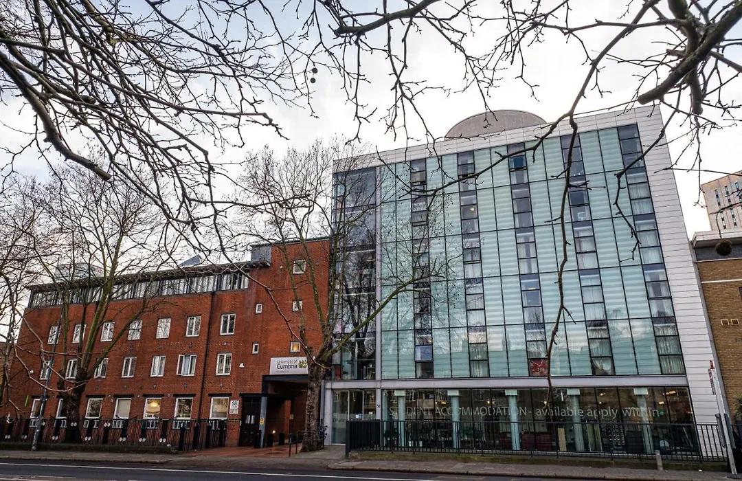 Davies Court-1