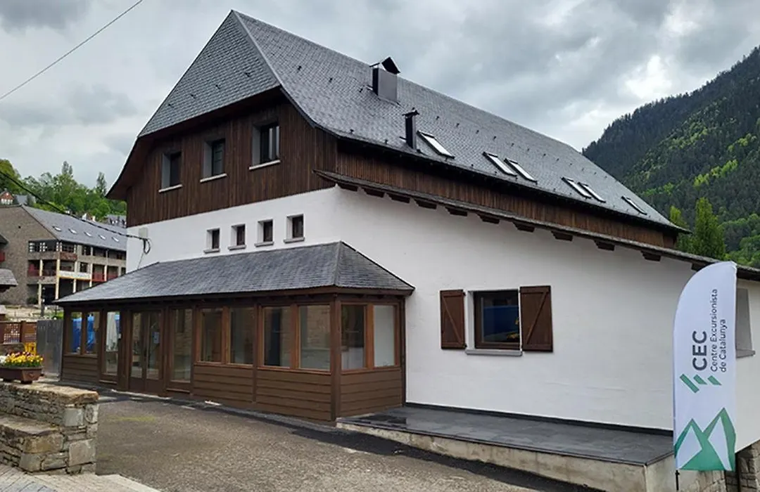 Aran Hostel-1