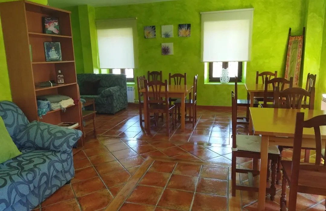 Albergue Valle De Tobalina-1