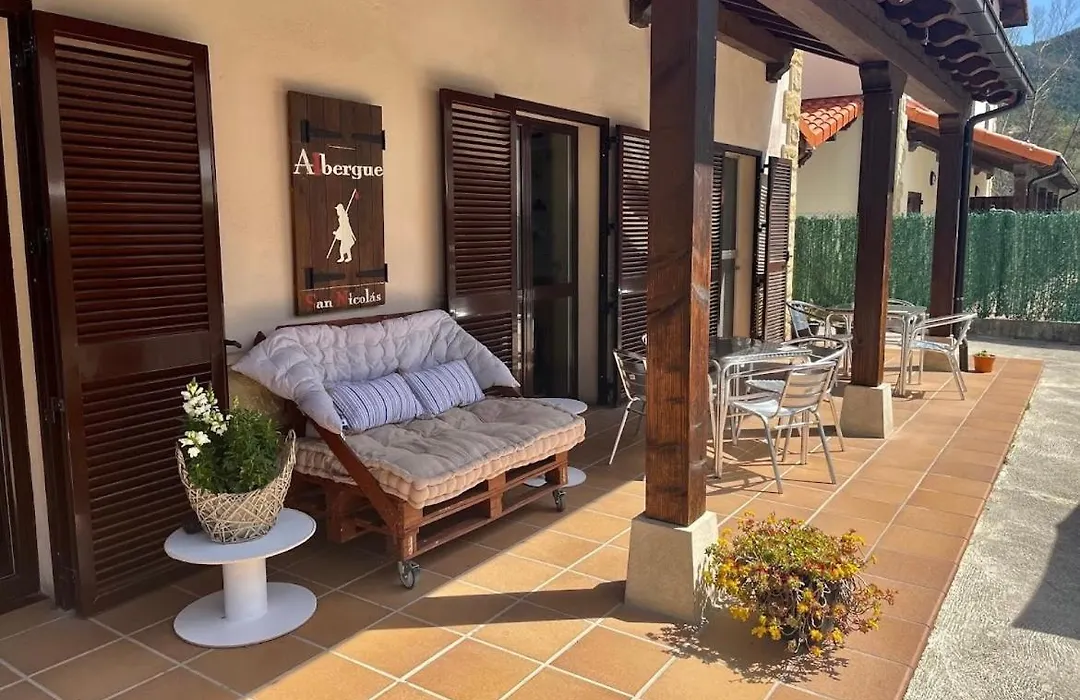 Albergue San Nicolás, Larrasoaña-1