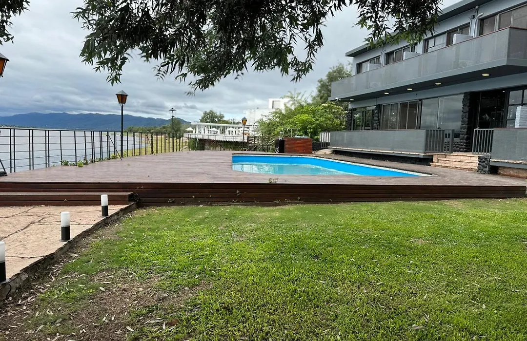 Nuevo Hotel Ciervo de Oro- By HVH-1