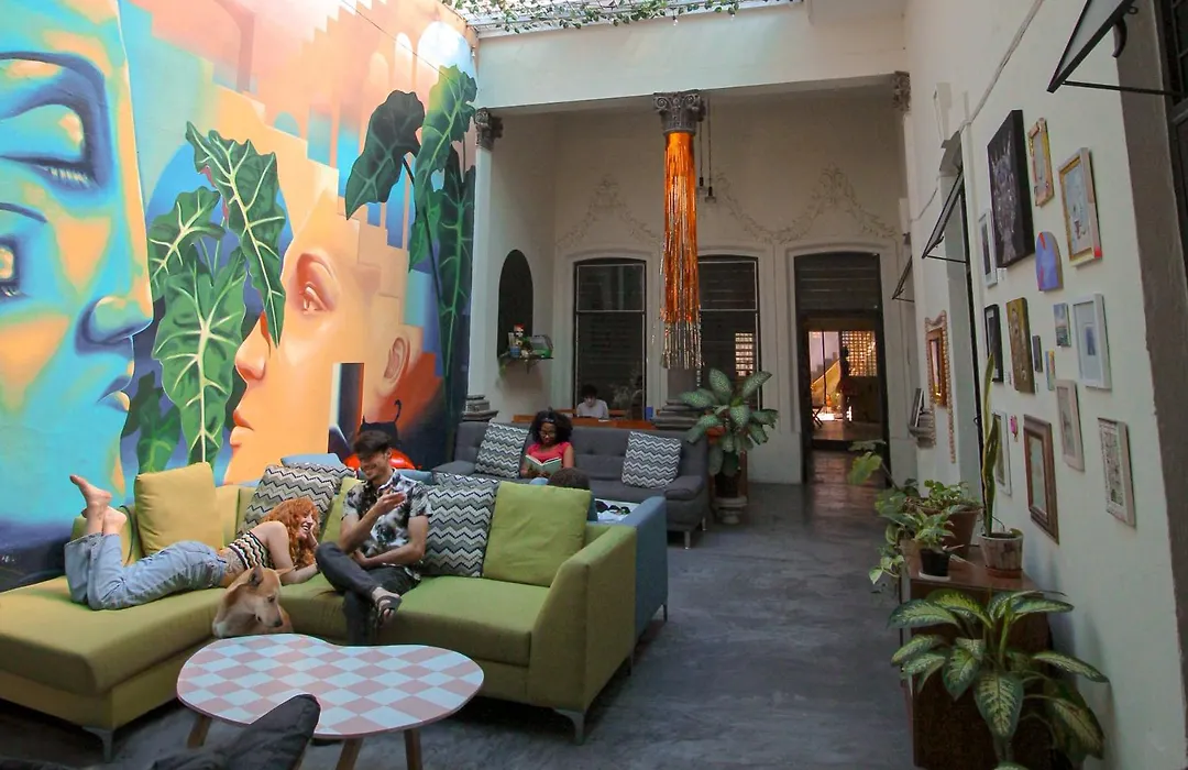 Art House Hostel Guadalajara-1