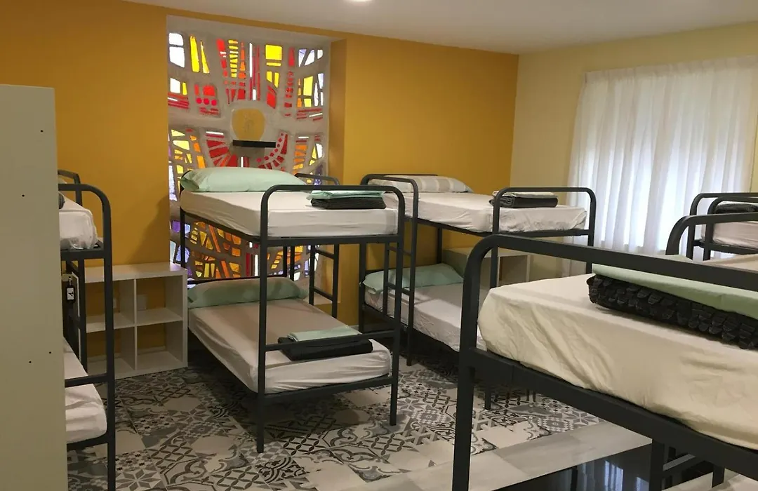 Albergue Internacional de Llanes-1