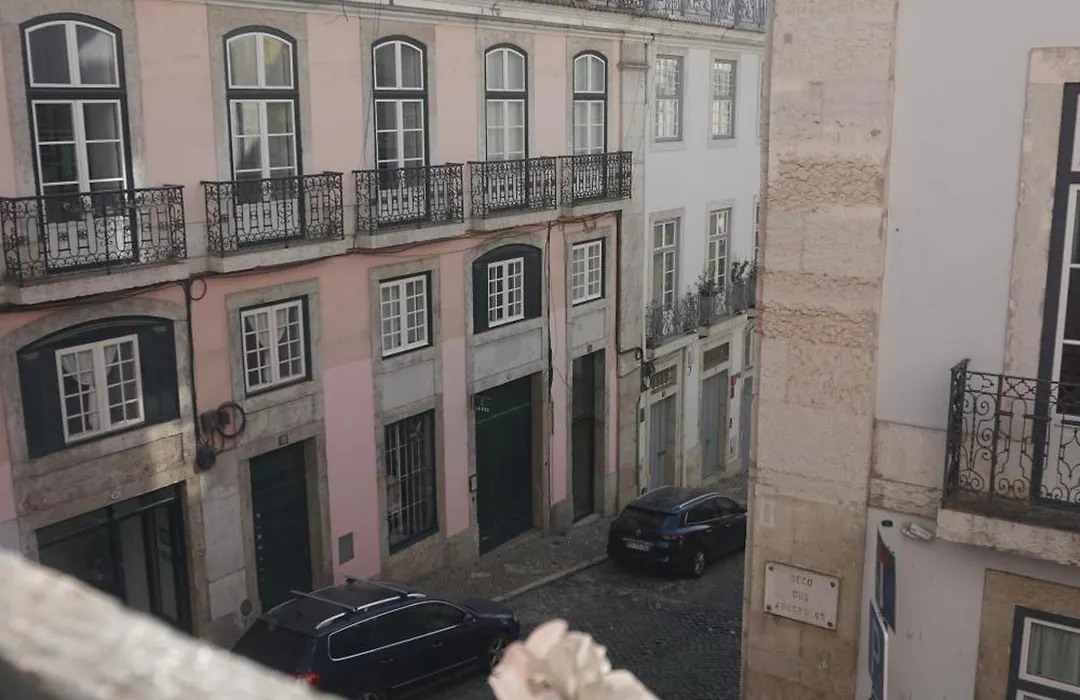 Lost Inn Lisbon Hostel-1