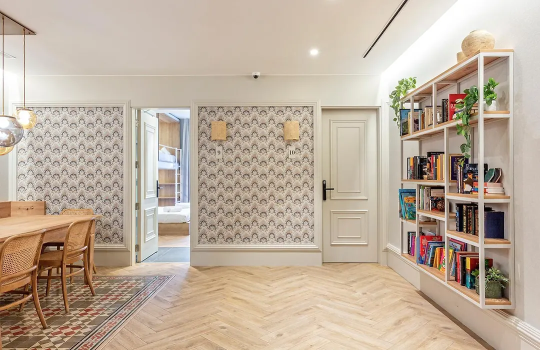 Weflating Boutique Hostel-1