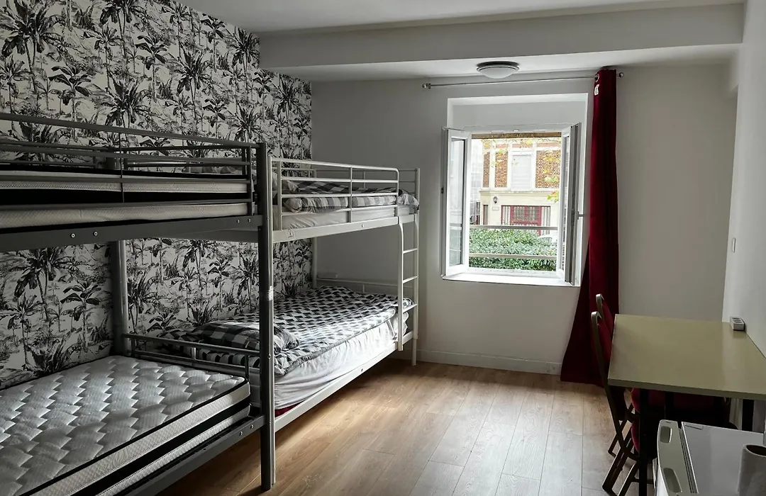 Chez Mia Paris-1