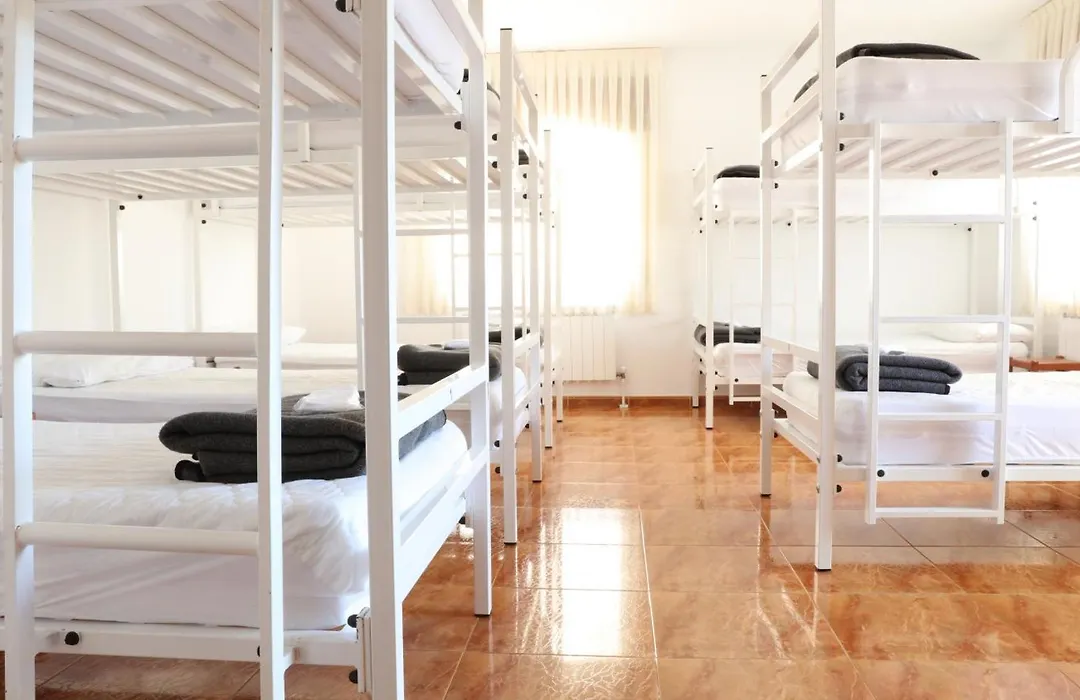 Pensión Albergue Gonzar-1