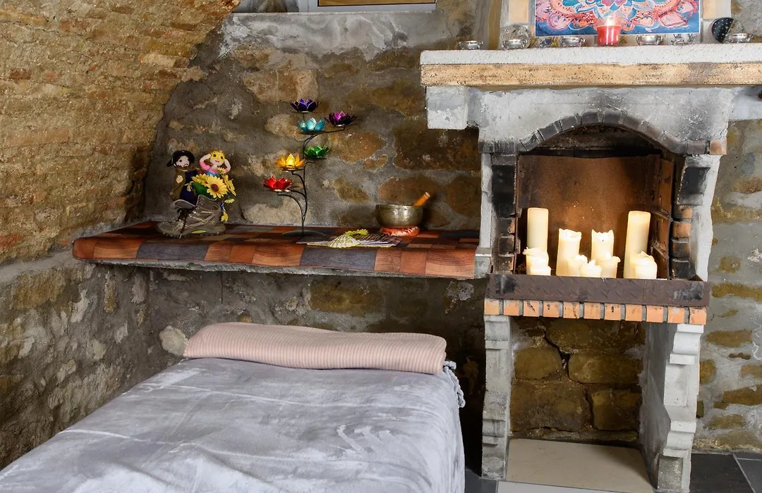 Albergue Estrella Guia Solo Peregrinos-1