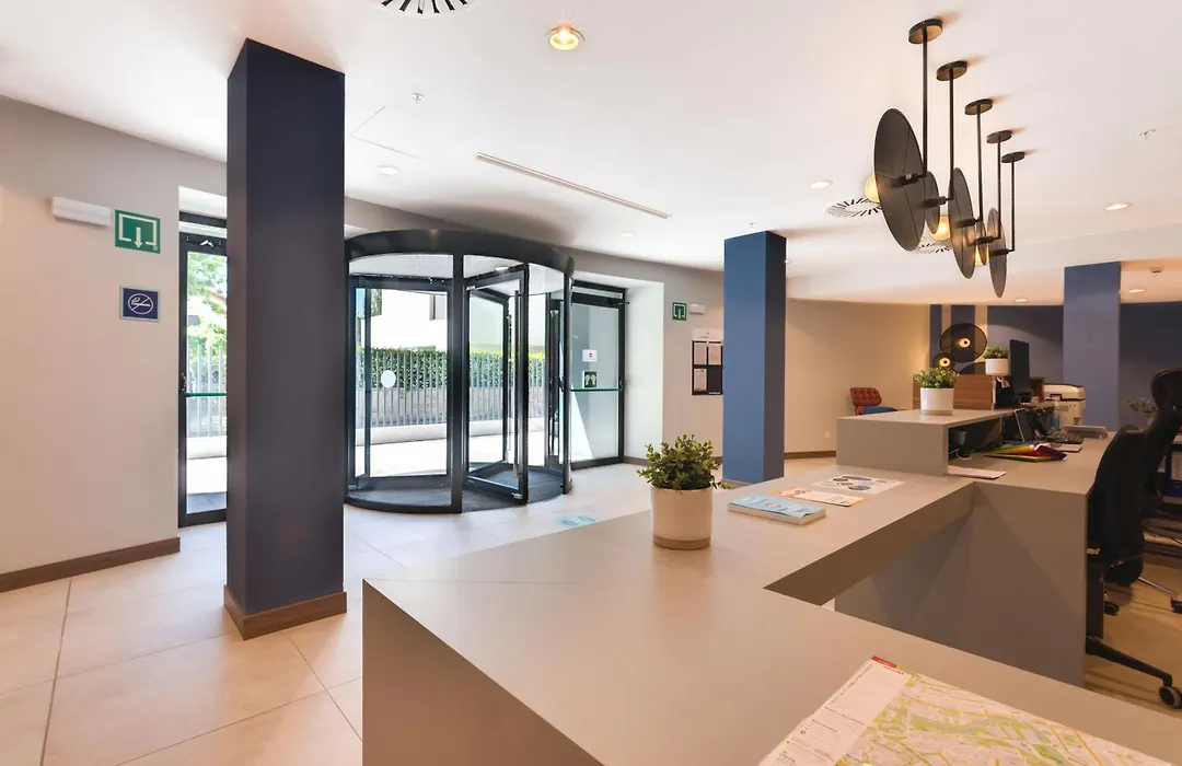 Livensa Living Pamplona-1