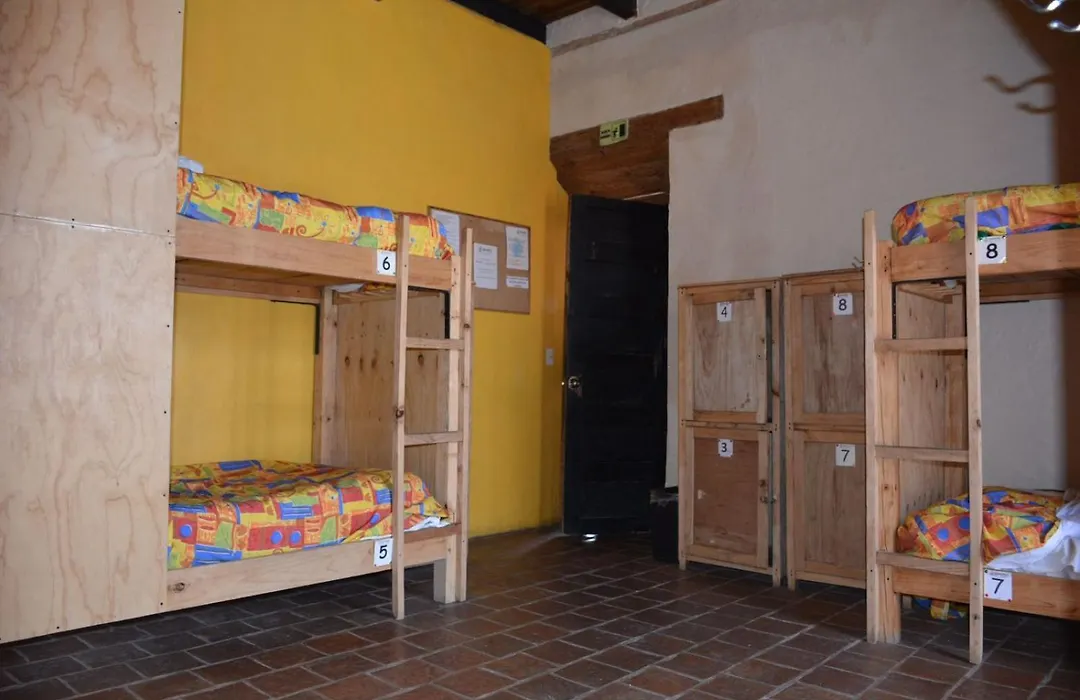 Rossco Backpackers Hostel-1