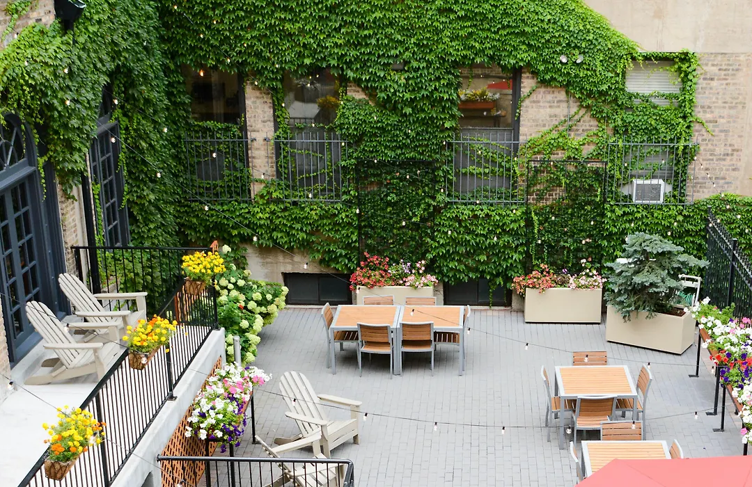 Chicago Getaway Hostel-1