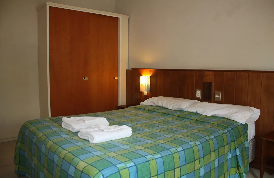 Marcopolo Inn Hostel Bariloche (Adults Only)-1