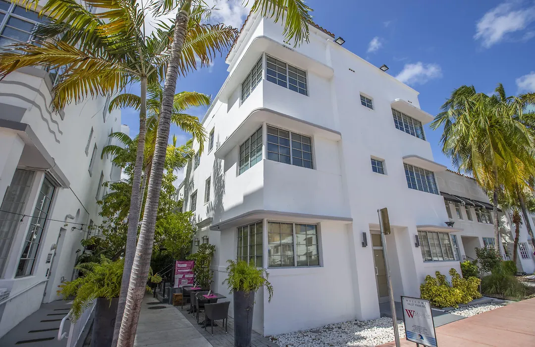 Posh South Beach-1
