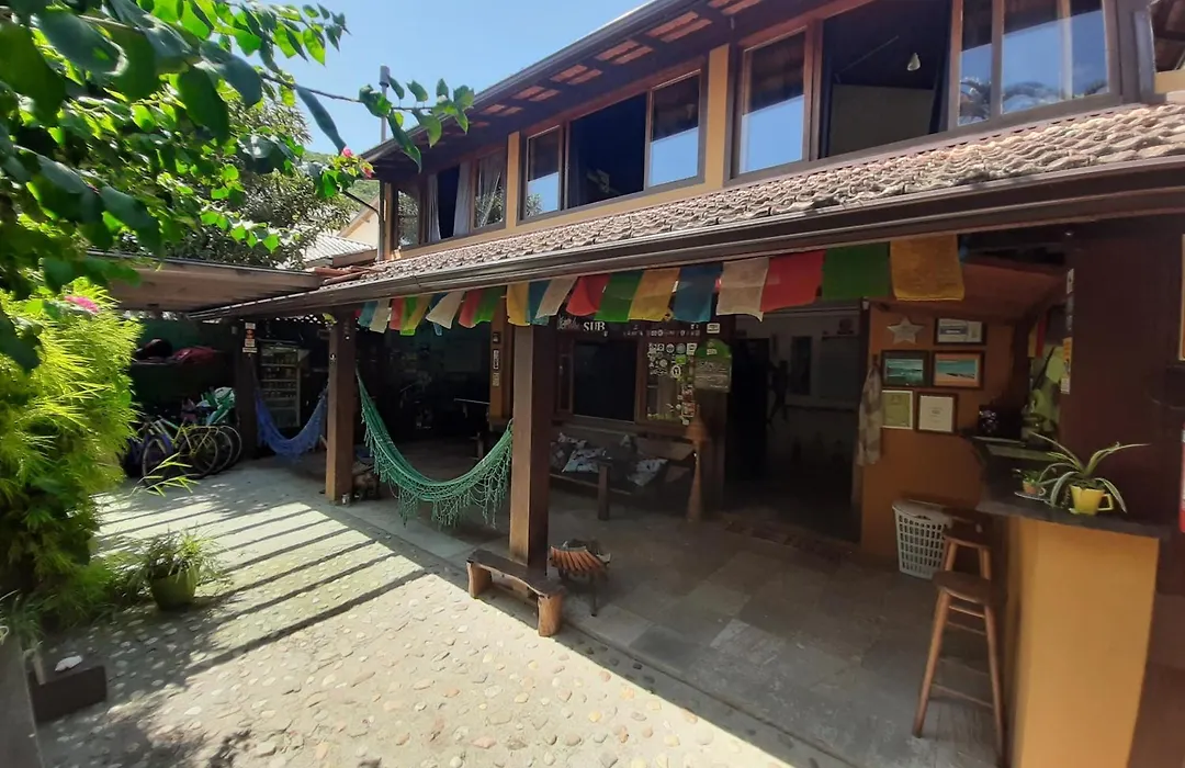 Submarino Hostel-1