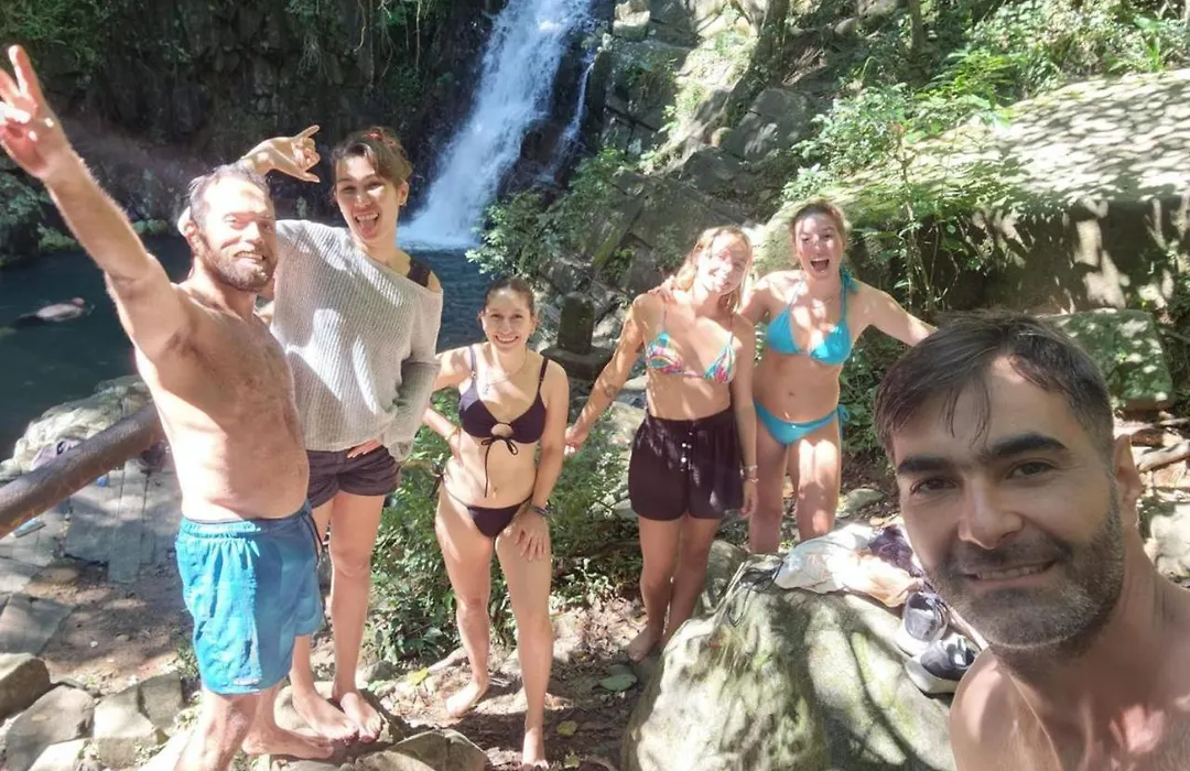 Nômades Vibe da Ilha - Adventure Hostels-1