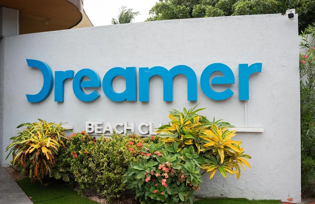 Dreamer Beach Club-1
