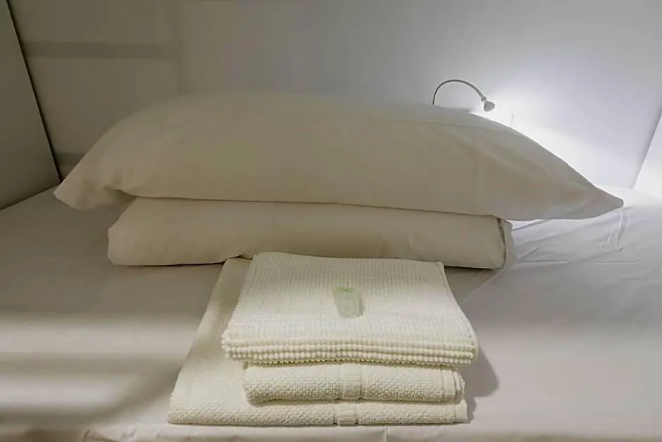 Globetrotter Hostel, By Albany-1
