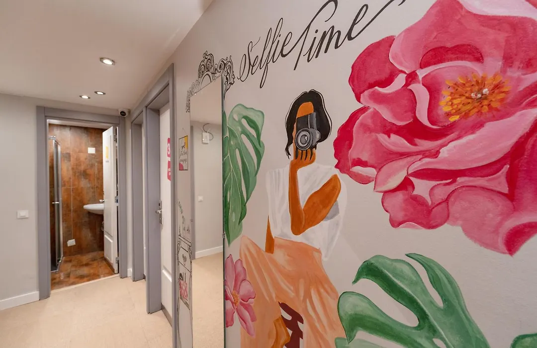 Yes Lisbon Hostel-1