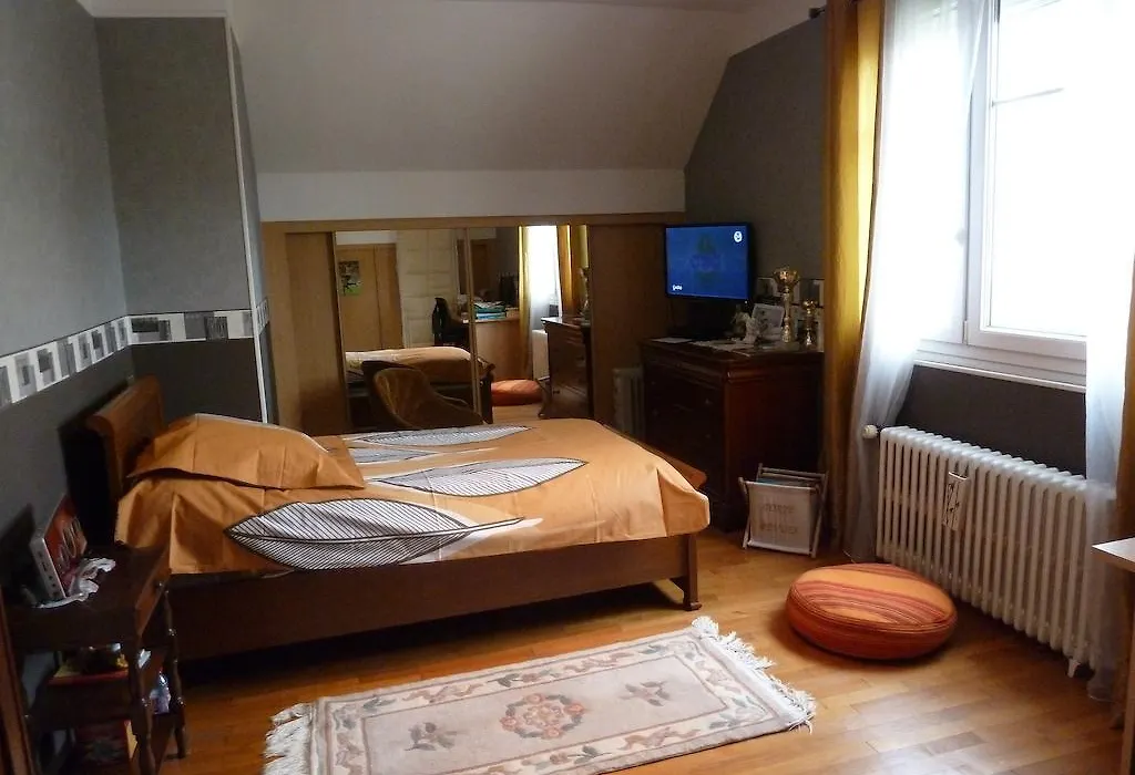 Chambre Coquette-1