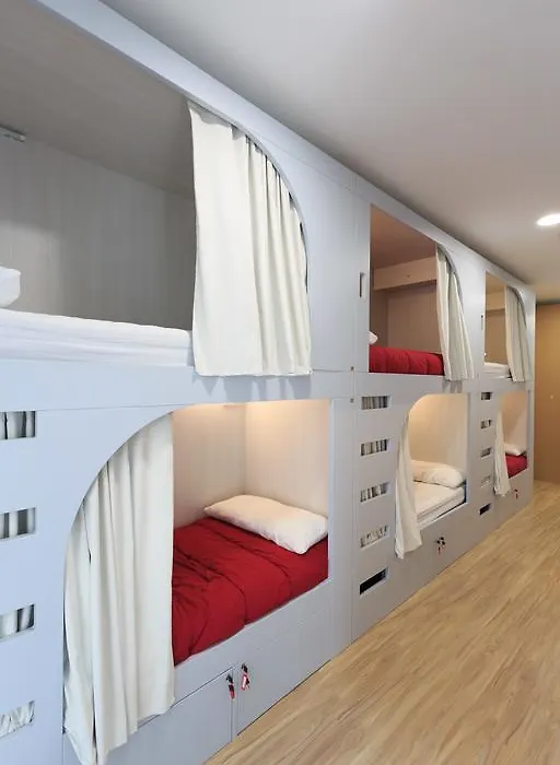 Albergue de Pamplona-Iruñako-1