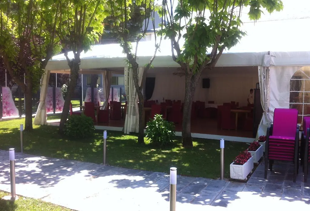 La Casona del Pinar Albergue-1