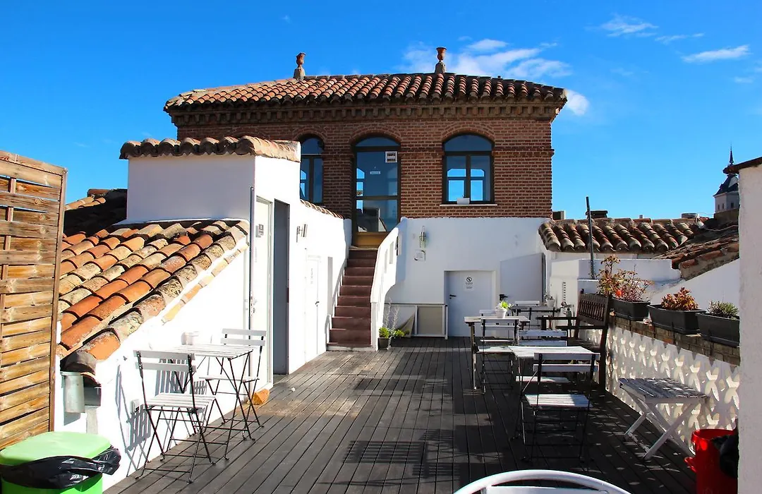 Oasis Backpackers' Toledo-1