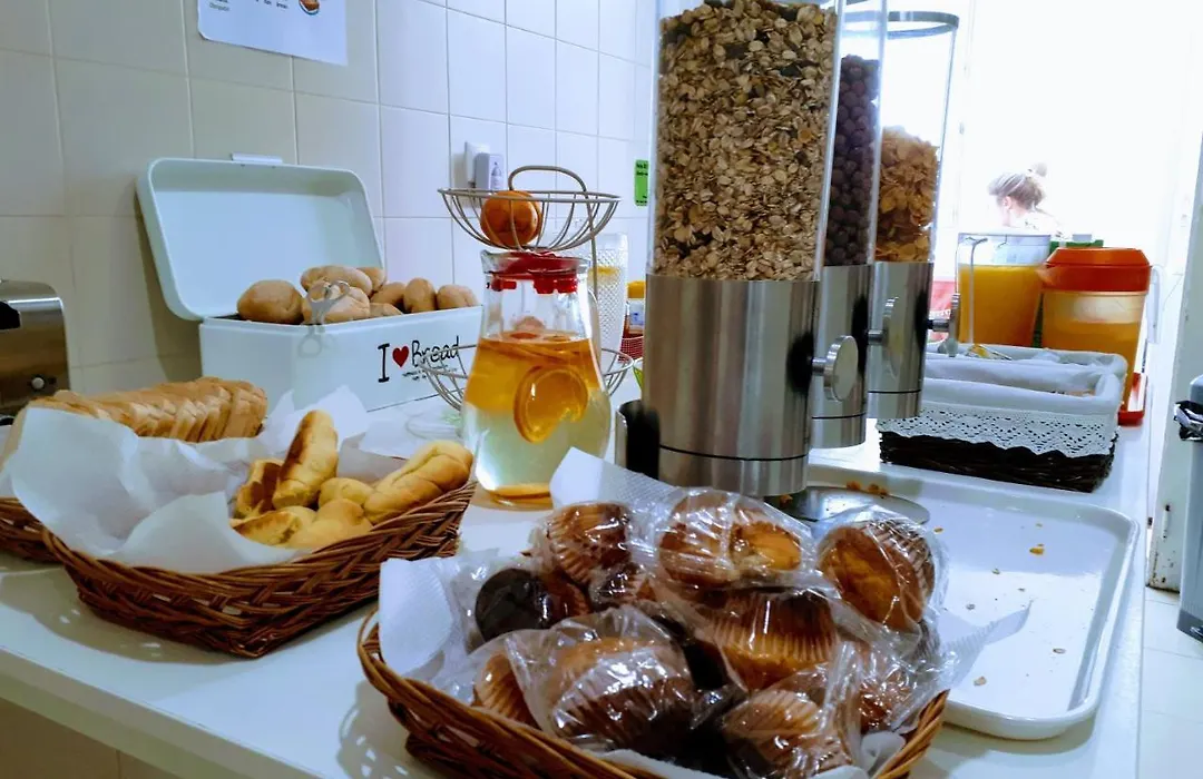Lisboa Central Hostel-1