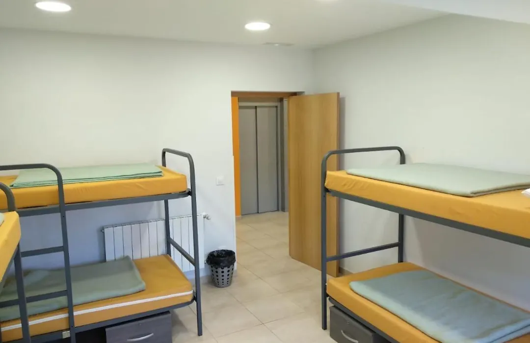 Albergue Del Pas-1