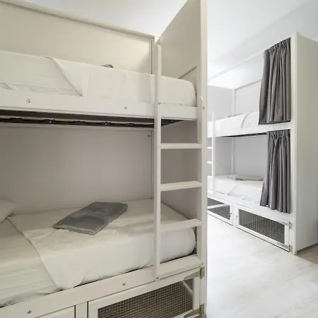 El Hostel&CO-2