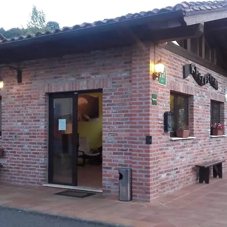 Albergue La Posada Cangas de Onis-2