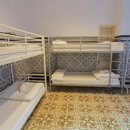 Barbatuke Bed & Bike-2