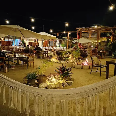 The All Inclusive Hostel - Food, Drinks And Transportation To The Beach And Cenotes-3