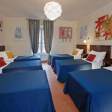 Budget Rooms Des Arts-2