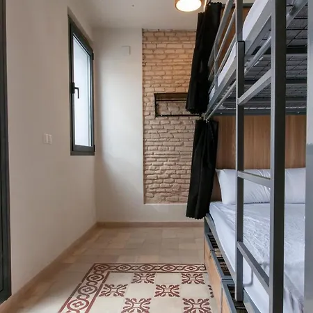Hostel Ibarra By Bossh! Hotels-3