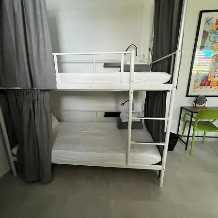 Nomada Beach Hostel- Isla Verde-3