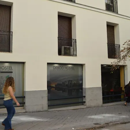 Debod Hostel-3